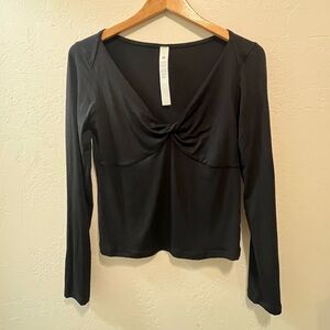 NWOT Lululemon Long sleeve top